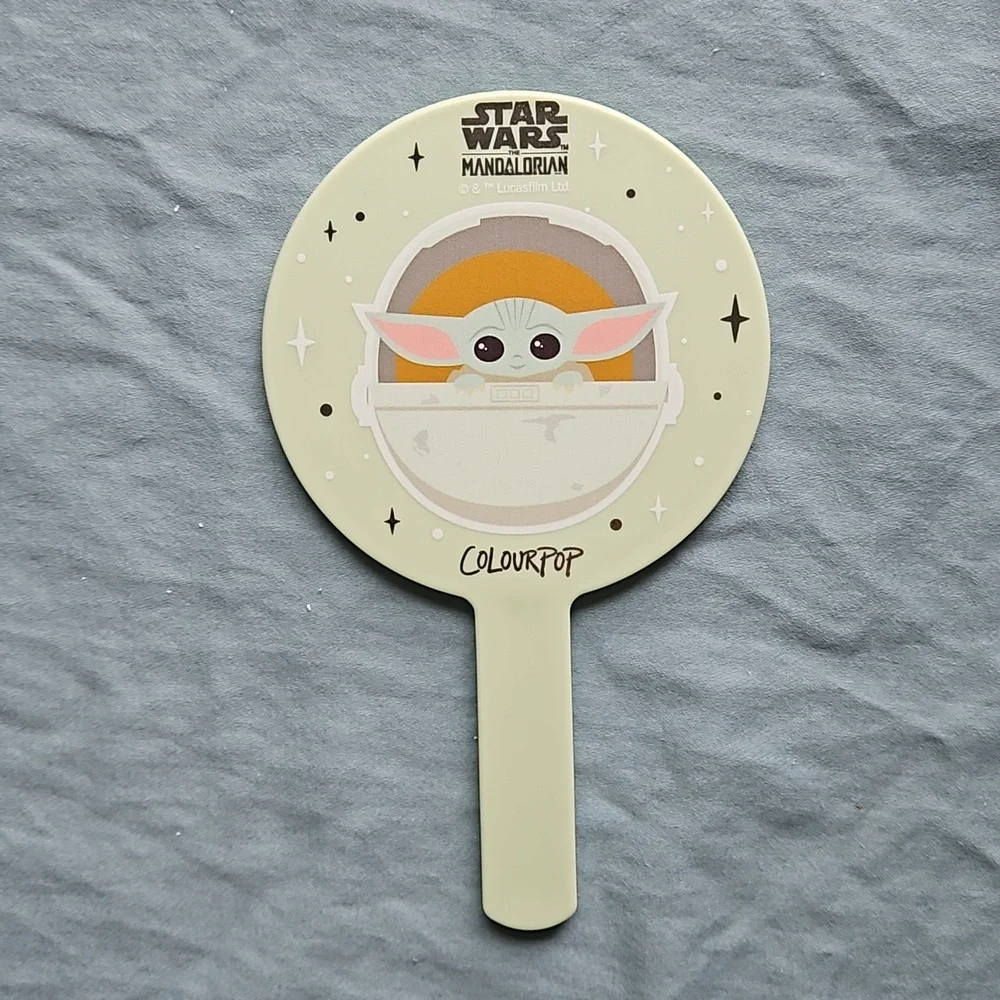 STAR WAR MANDALRIAN MIRROR